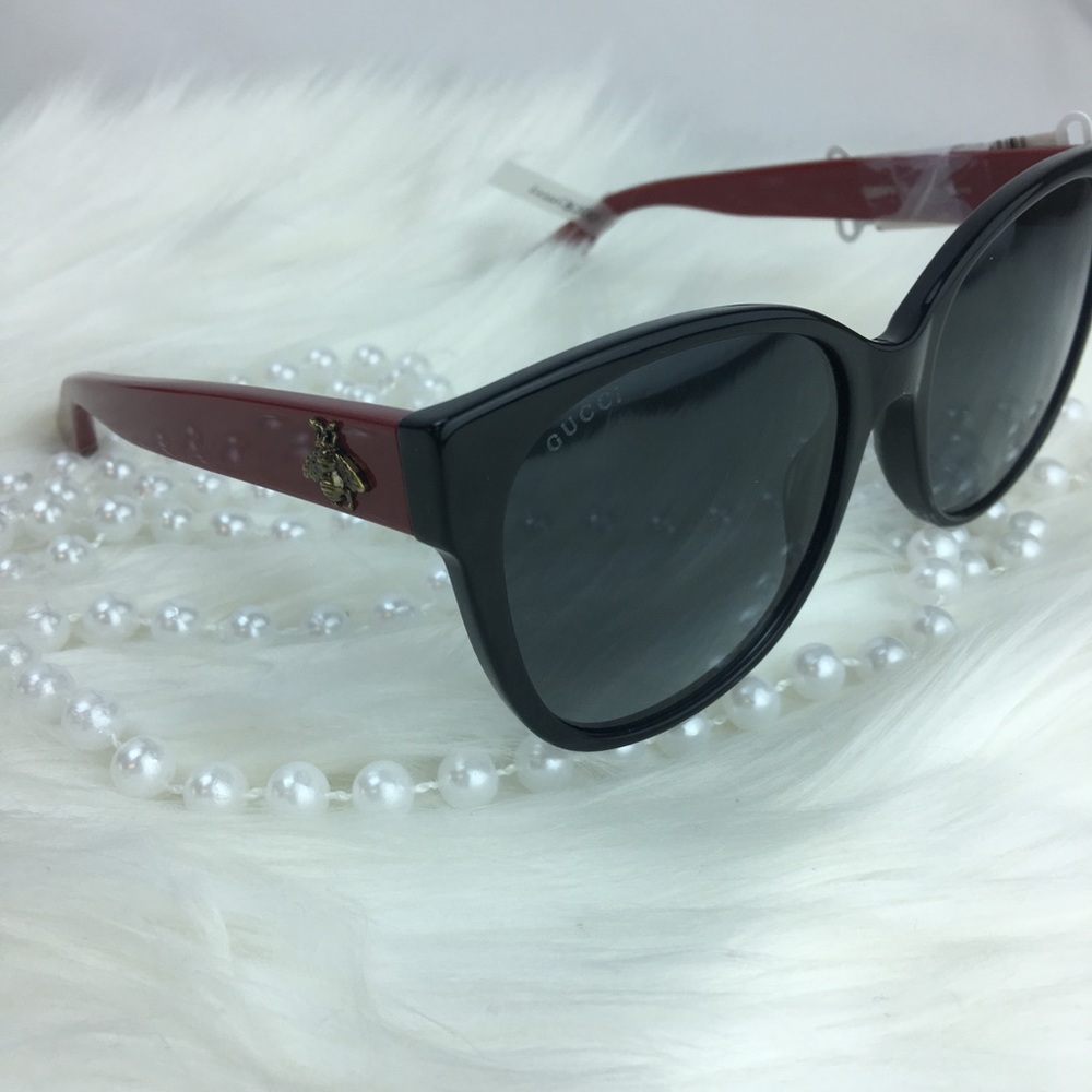✅SOLD ✅Gucci Sunglasses Deep Red and Black - Picture 7 of 8